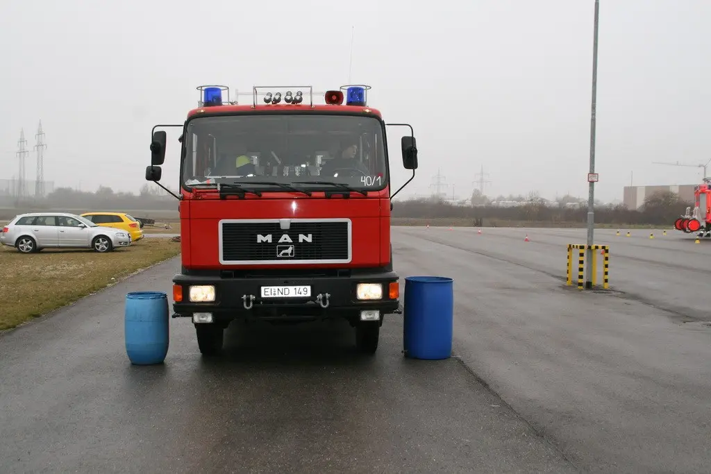 Feuerwehrfahrzeug im Sicherheitstraining